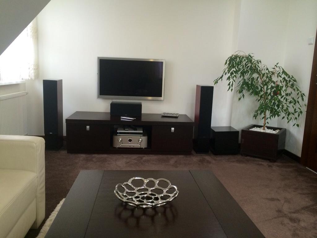 Apartment A'La Karol ชวีโนวิชแจ ภายนอก รูปภาพ